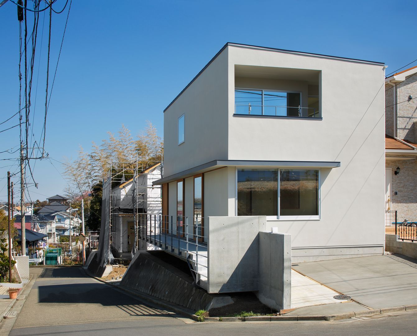 初声町の家, 向山建築設計事務所 向山建築設計事務所 Moderne huizen