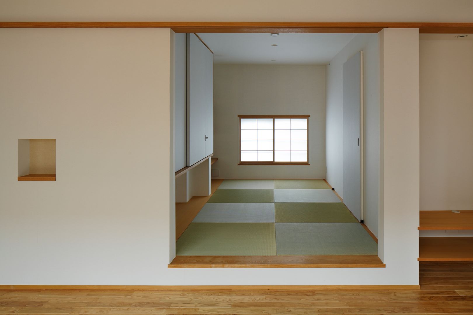 三鷹の家, 向山建築設計事務所 向山建築設計事務所 Modern style media rooms