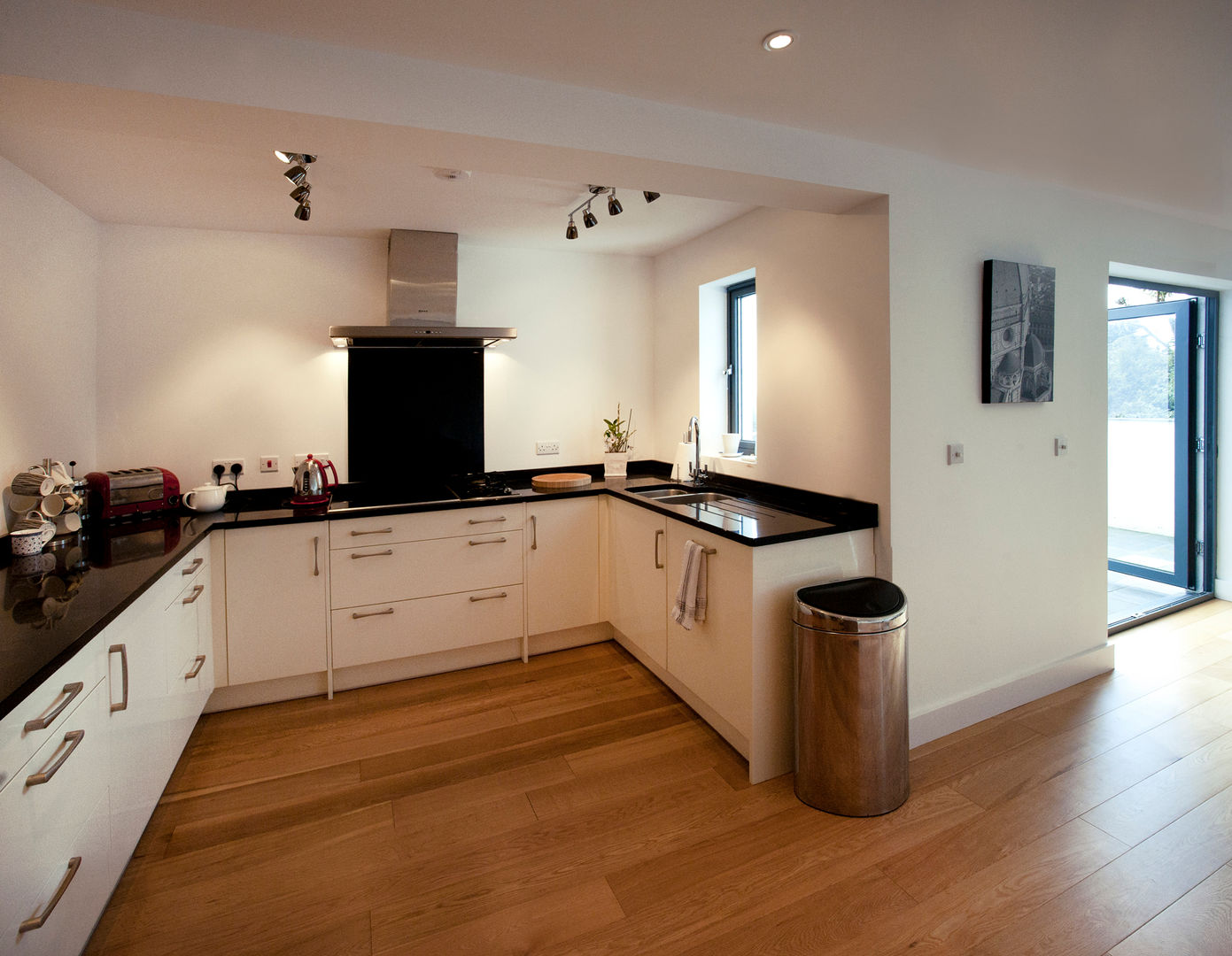 Trevanion, Bude, Cornwall homify Modern kitchen