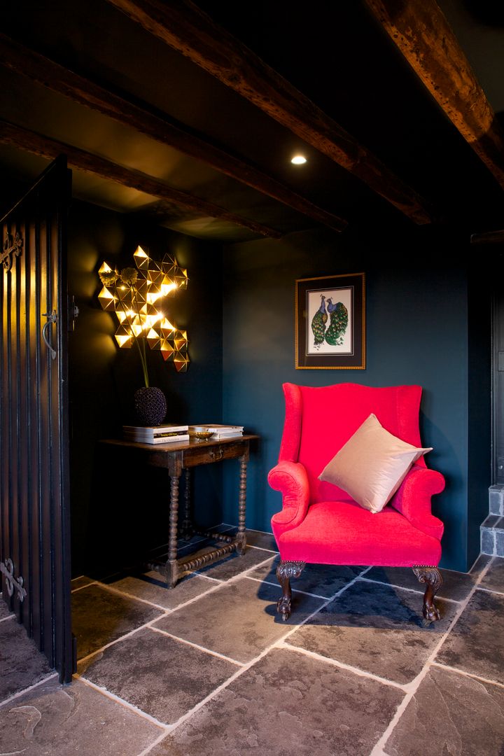 Cosy corner Woodford Architecture and Interiors Country style living room Copper/Bronze/Brass Blue