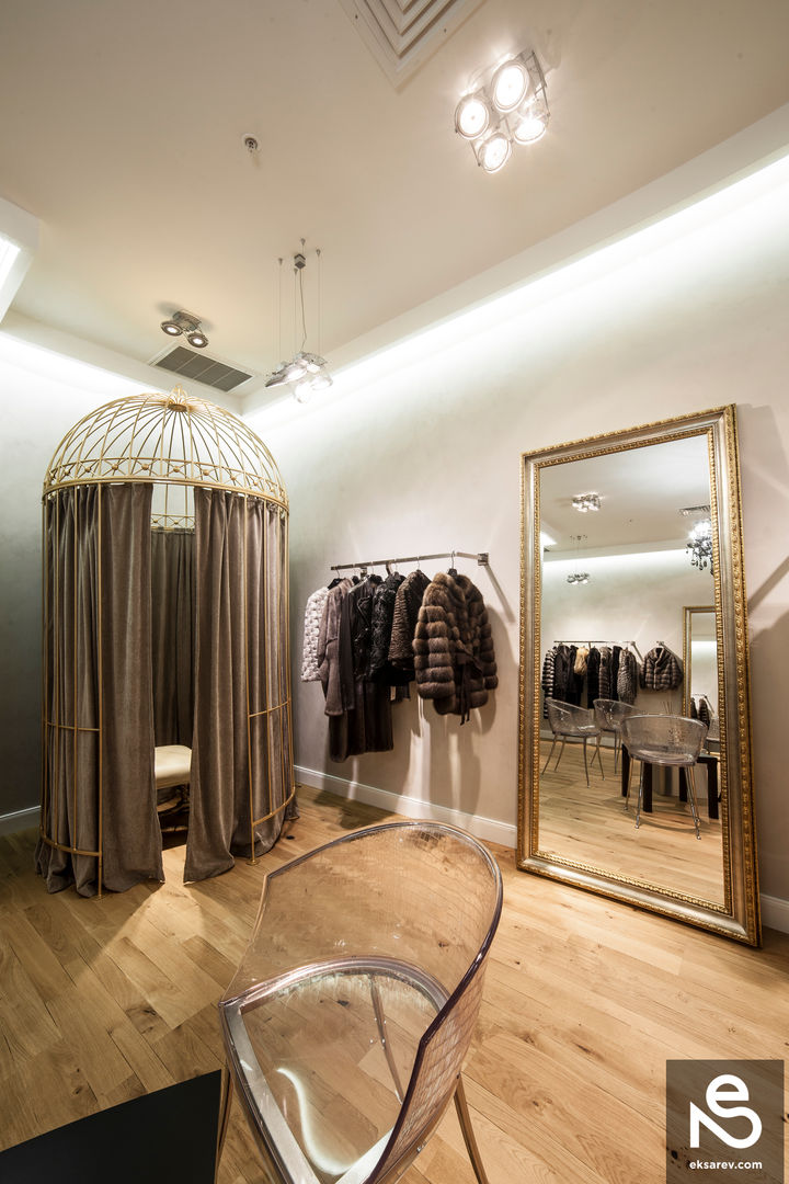 homify Modern dressing room