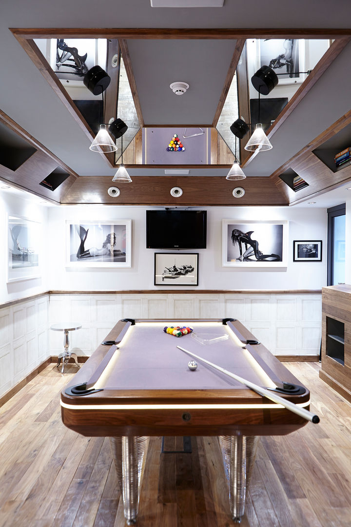 The Bat Cave, Holland Park, Rousseau Design Ltd Rousseau Design Ltd Salas multimedia modernas