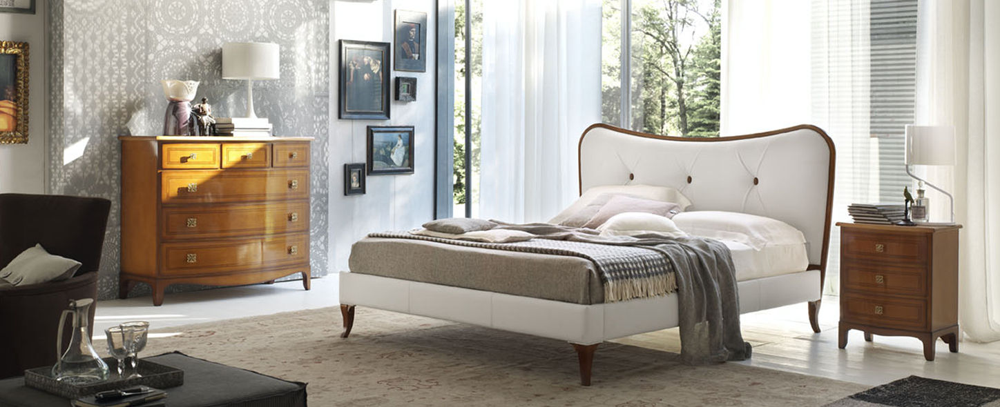 Collezione Le Mimose, Le Fablier Le Fablier クラシカルスタイルの 寝室 ベッド＆ヘッドボード