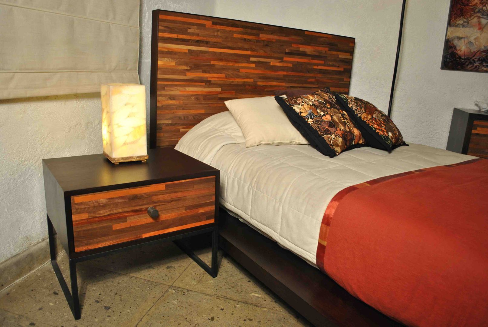 Recamara Reciclato Nogal, Semillero Muebles Semillero Muebles غرفة نوم خشب Wood effect Bedside tables