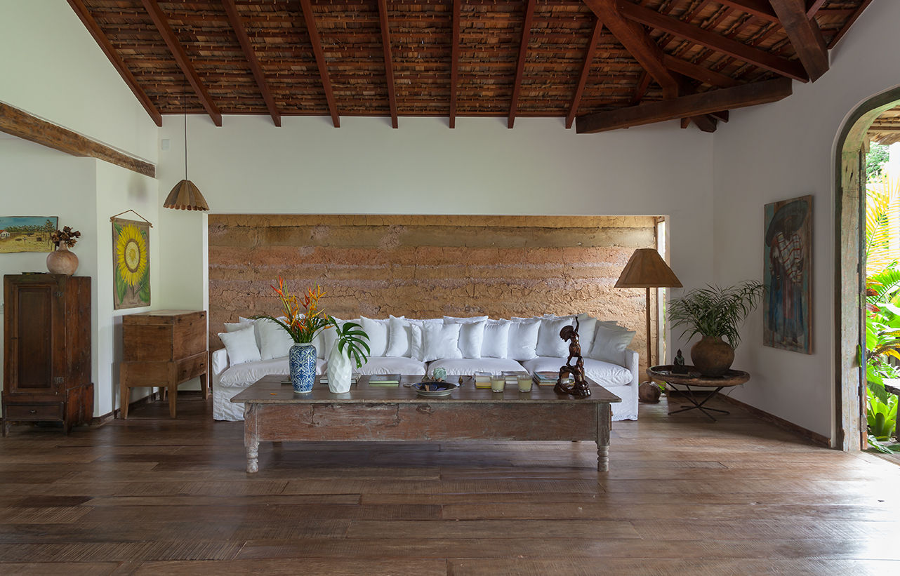 Casa Altos de Trancoso, Vida de Vila Vida de Vila Rustic style living room Pottery