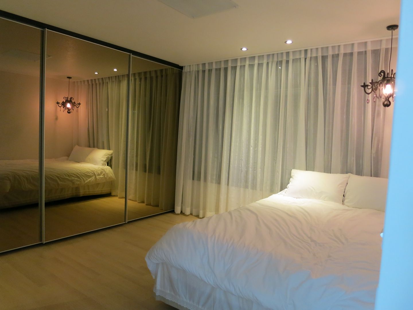 실용적인 수납과 공간활용 32py, 홍예디자인 홍예디자인 Camera da letto moderna