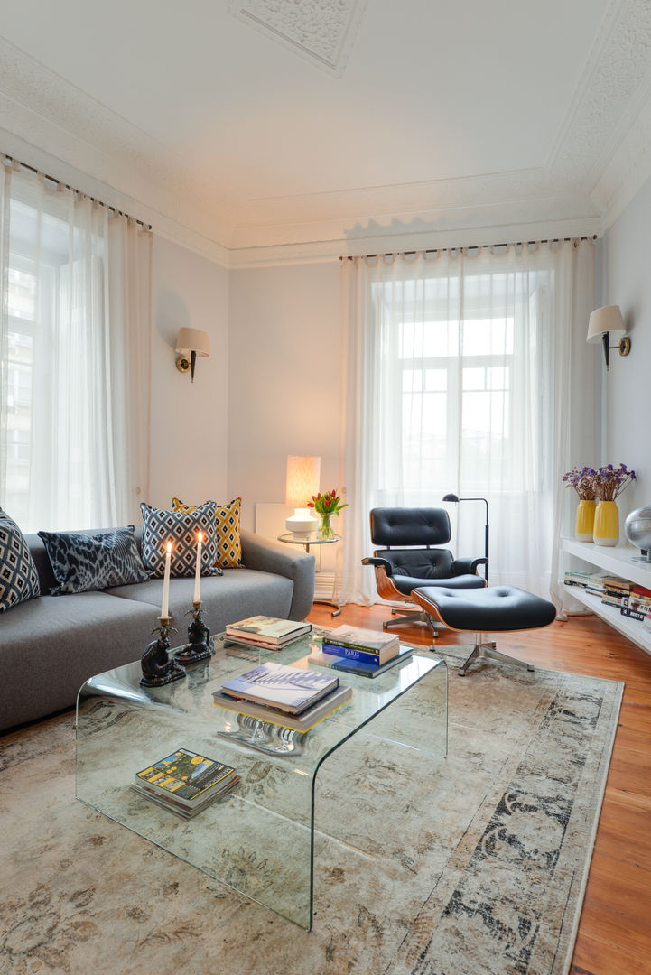 Sala de estar em Lisboa LAVRADIO DESIGN Salas de estar modernas