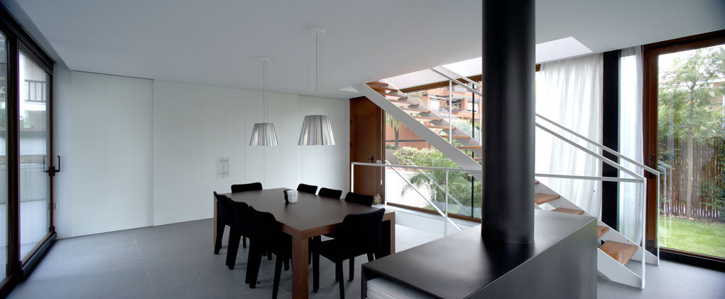 Vivienda en Cabrera de Mar, Marcelo Ranzini - Arquitectura Marcelo Ranzini - Arquitectura Nhà