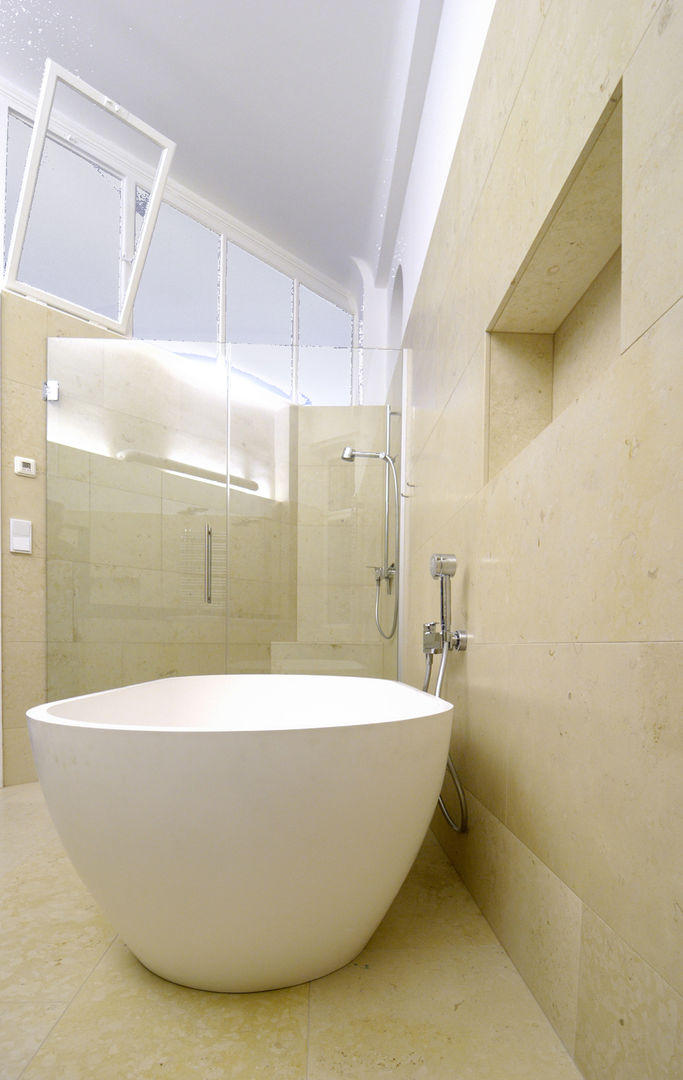 Wohnung H., 1180 Wien, dietrich + lang architekten dietrich + lang architekten Modern bathroom