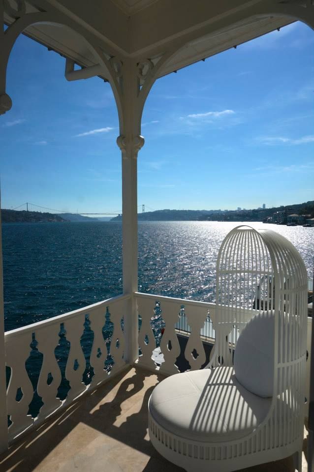 Gazebo Restaurant Yeniköy, Bozantı Mimarlık Bozantı Mimarlık Balcone, Veranda & Terrazza in stile moderno