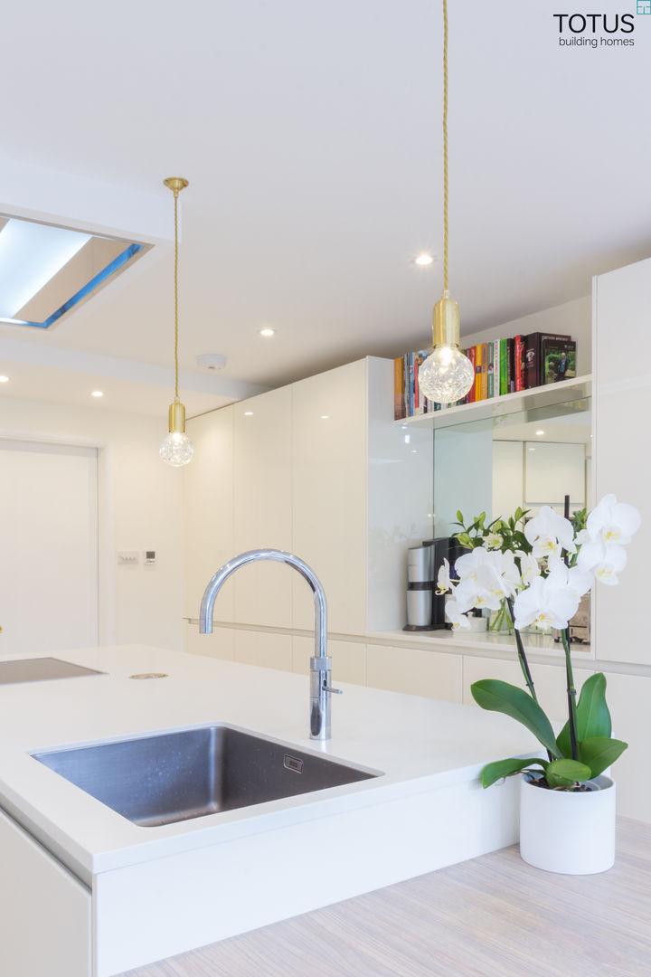 Extension and renovation, Wimbledon SW19, TOTUS TOTUS 現代廚房設計點子、靈感&圖片