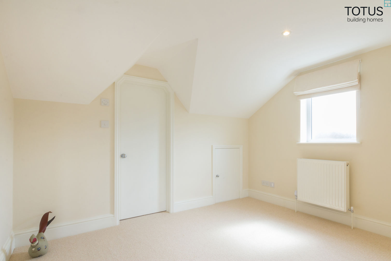 Loft Conversion, Sheen SW14, TOTUS TOTUS غرفة نوم