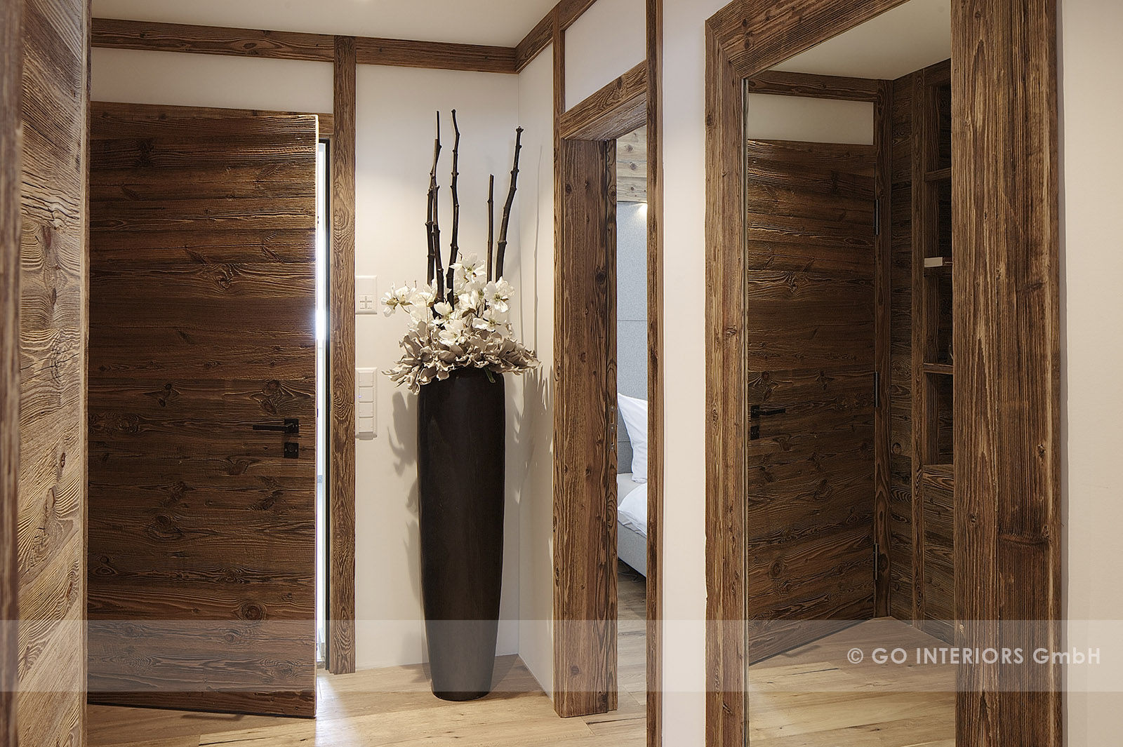 homify Rustic style corridor, hallway & stairs