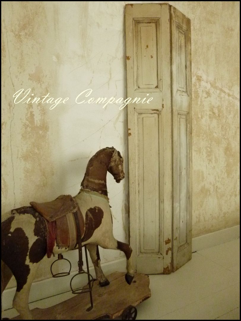Brocante Wohninspirationen by Vintage Compagnie, Vintage Compagnie Vintage Compagnie 컨트리스타일 거실 액세서리 & 장식