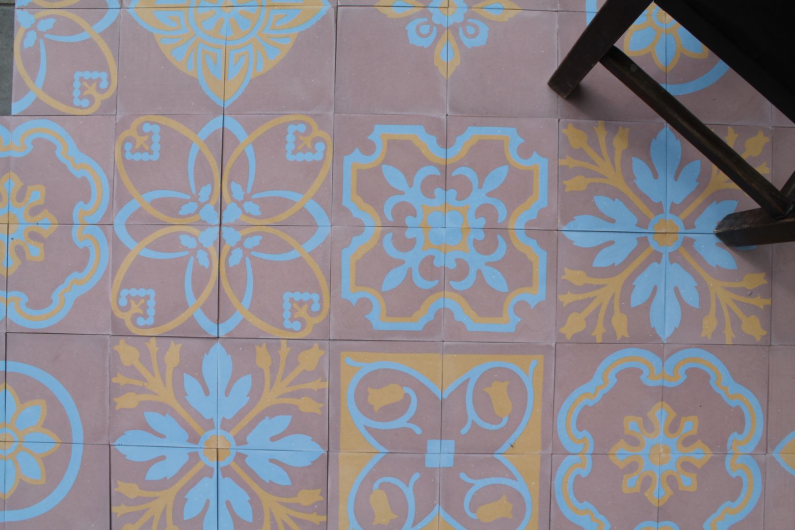 Cementine 20x20 cm - Le uniche ed originali, Romano pavimenti Romano pavimenti Paredes y suelos de estilo ecléctico Azulejos