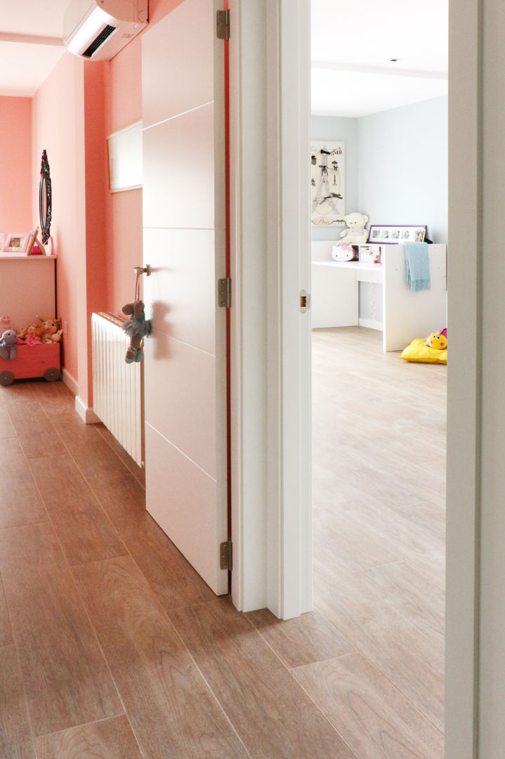 Casa de VV, en La Cañada, acertus acertus Modern nursery/kids room