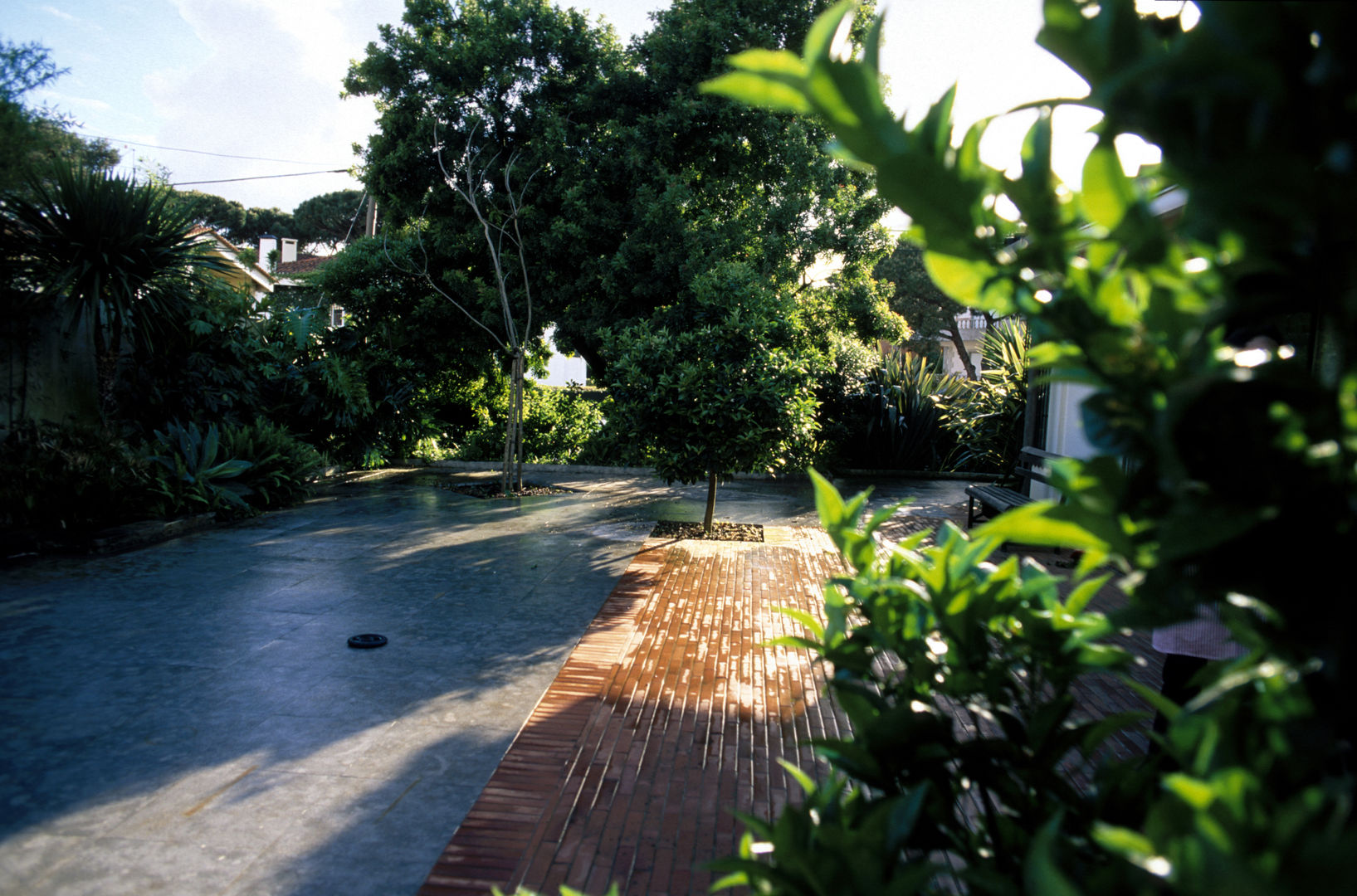 Casa Bustorff, Ceregeiro-Arquitectura Paisagista Ceregeiro-Arquitectura Paisagista Mediterranean style garden