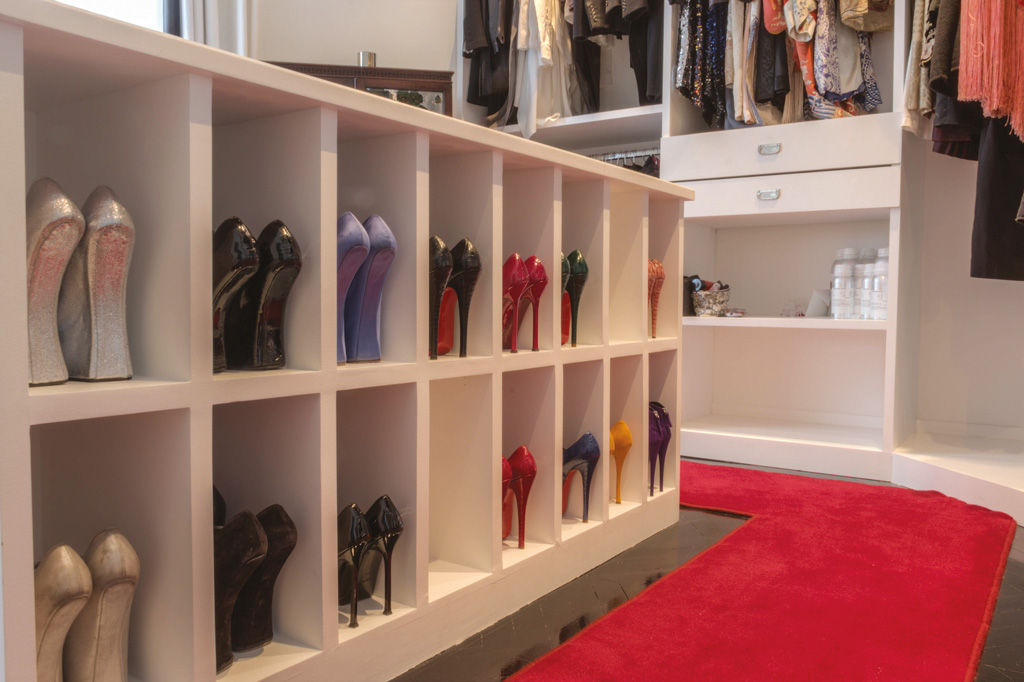 homify Closets Madeira Efeito de madeira