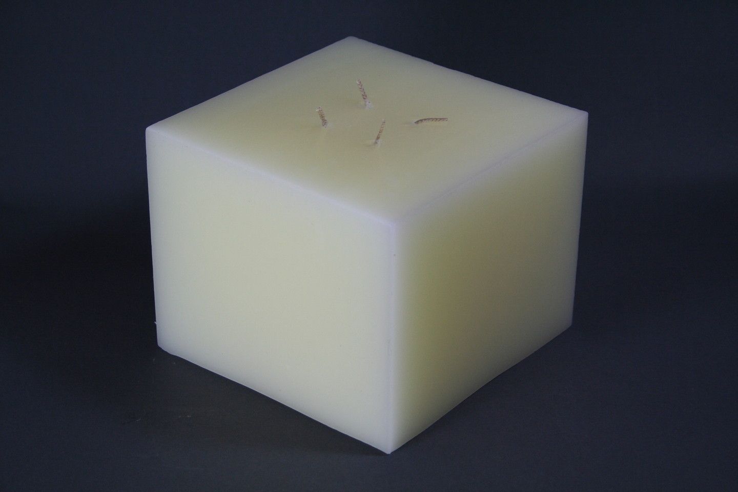 Mehrdochtkerze, Kerze, 15 x 15 x 12 cm, 4 Dochte