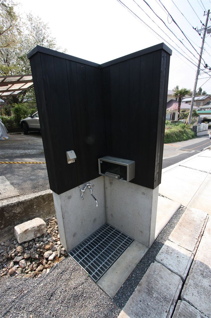 TOFUHOUSE ーコンパクトなシンプルハウスに住むという選択ー, atelier shige architects /アトリエシゲ一級建築士事務所 atelier shige architects /アトリエシゲ一級建築士事務所 Modern garden Stone