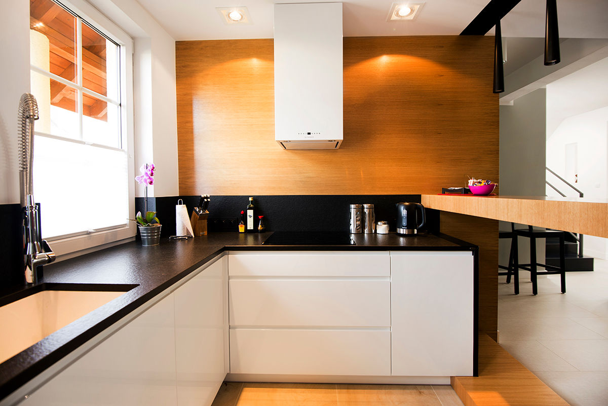 Marynarskie marzenia, conceptjoana conceptjoana Modern kitchen
