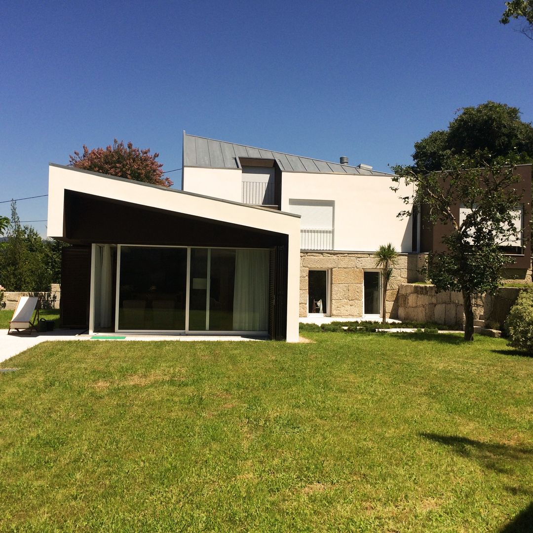 Recuperação e ampliação Vila Chã - Amarante, Bárbara abreu Arquitetos Bárbara abreu Arquitetos Case moderne