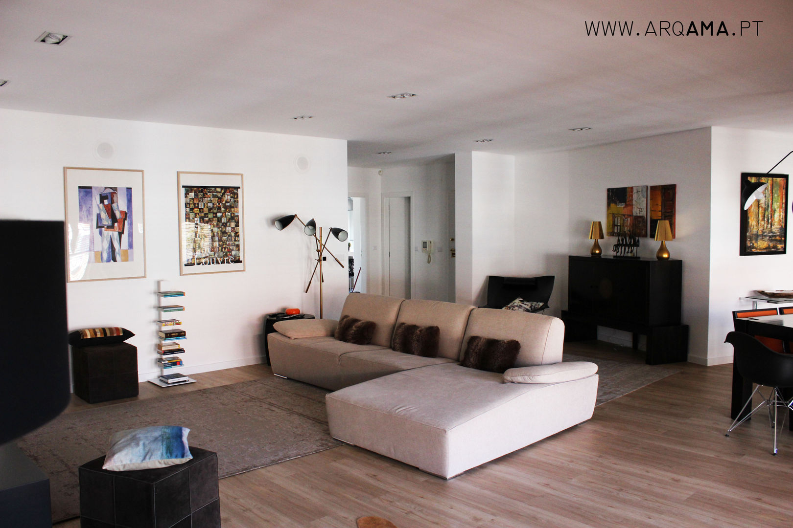 SCANDINAVIAN HOUSE PROJECT, ARQAMA - Arquitetura e Design Lda ARQAMA - Arquitetura e Design Lda Skandinavische Wohnzimmer