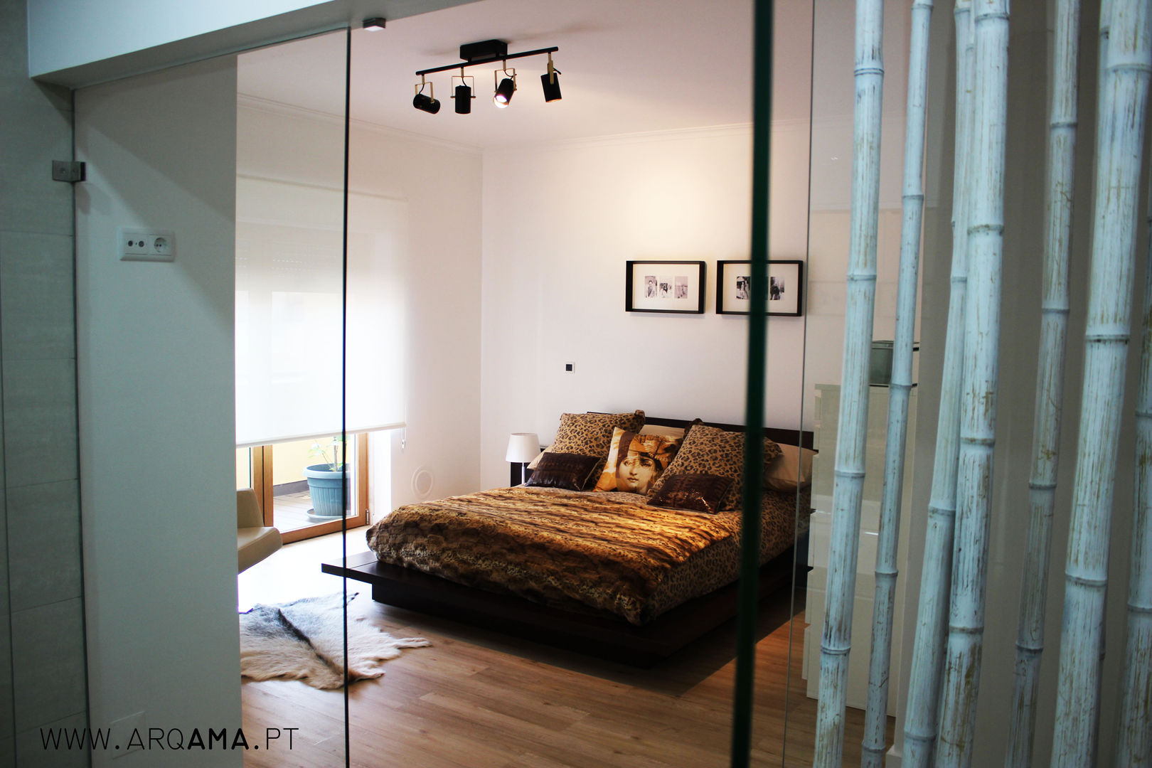 SCANDINAVIAN HOUSE PROJECT, ARQAMA - Arquitetura e Design Lda ARQAMA - Arquitetura e Design Lda Scandinavian style bedroom