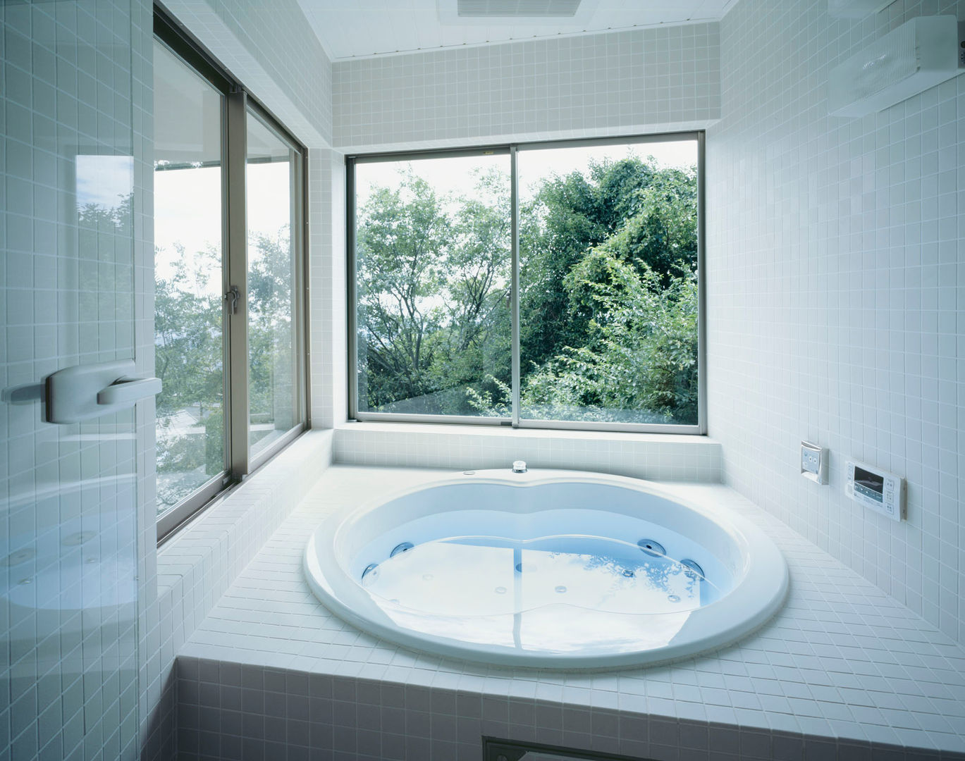 渡邊邸/Watanabe House, Guen BERTHEAU-SUZUKI Co.,Ltd. Guen BERTHEAU-SUZUKI Co.,Ltd. Modern Banyo