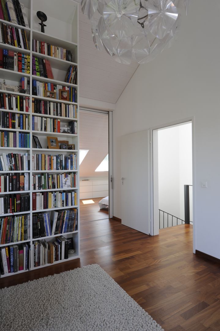 Dorfstrasse Zumikon, Schneider Gmür Architekten Schneider Gmür Architekten ห้องทำงาน/อ่านหนังสือ