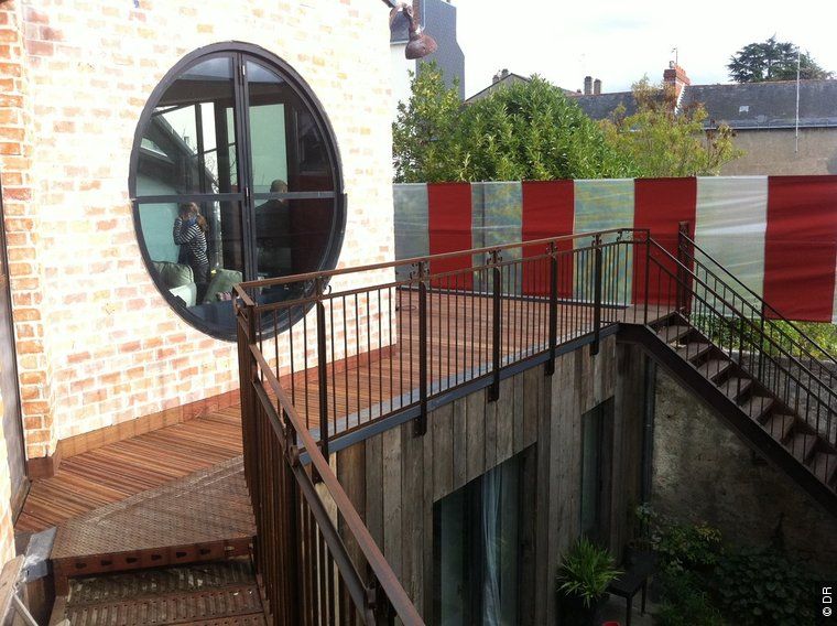 Oculus on the terrace Frédéric TABARY Terrace لکڑی Wood effect Accessories & decoration