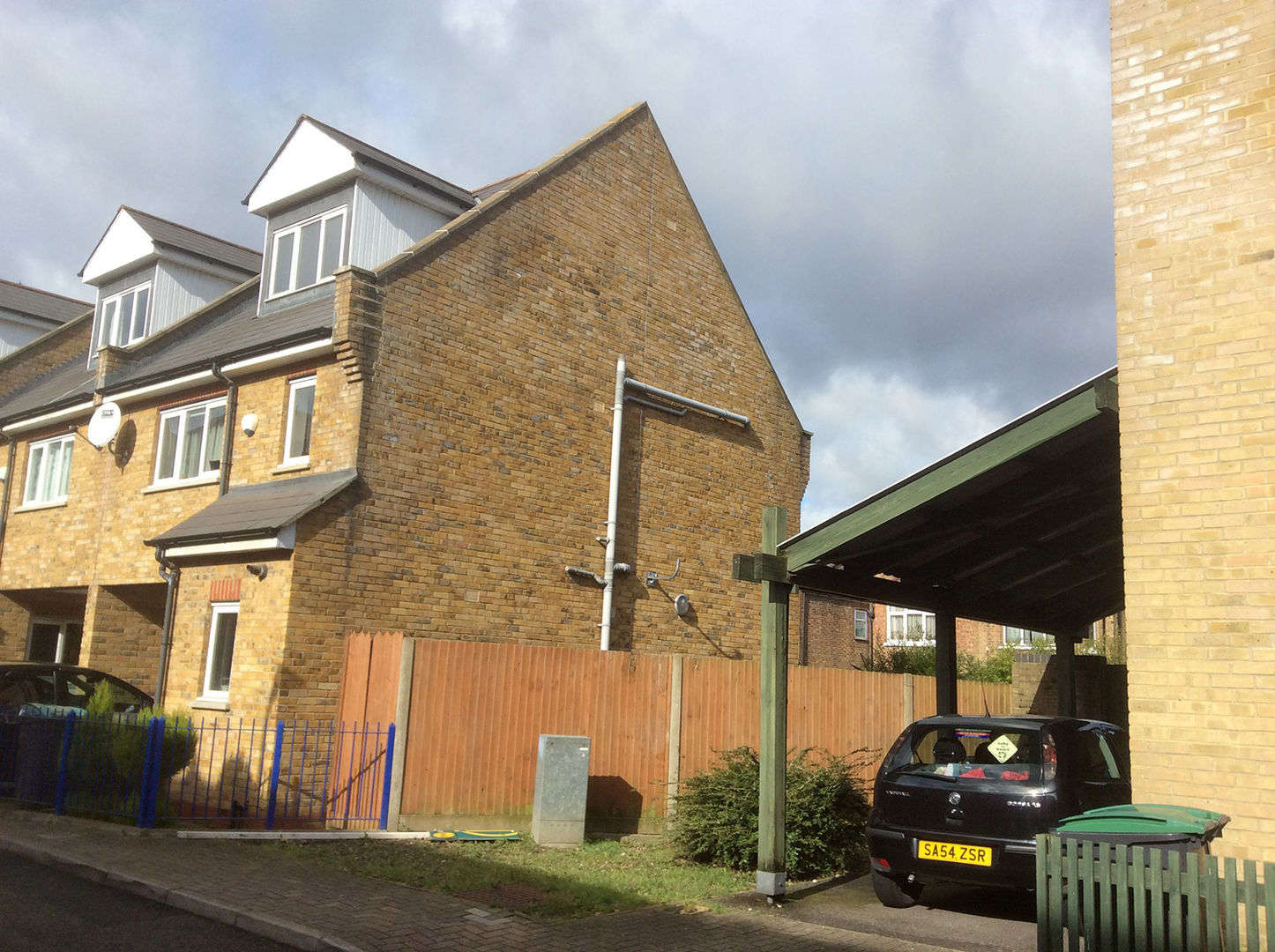 Wood Green House, Satish Jassal Architects Satish Jassal Architects Modern houses