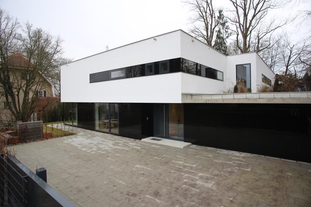 Einfamilienhaus Starnberg, Huaber & more Huaber & more Casas modernas: Ideas, imágenes y decoración
