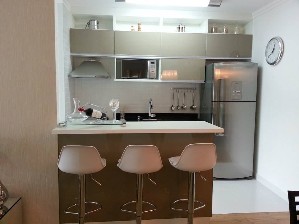 Apartamento de 70m², SD arquitetura & Interiores SD arquitetura & Interiores Modern style kitchen Cabinets & shelves