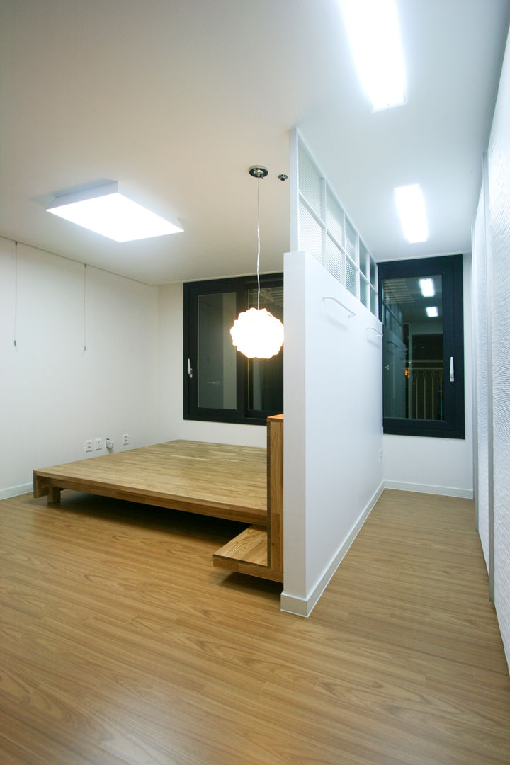 베란다에서 즐기는 차한잔의 여유 39py, 홍예디자인 홍예디자인 Phòng ngủ phong cách hiện đại