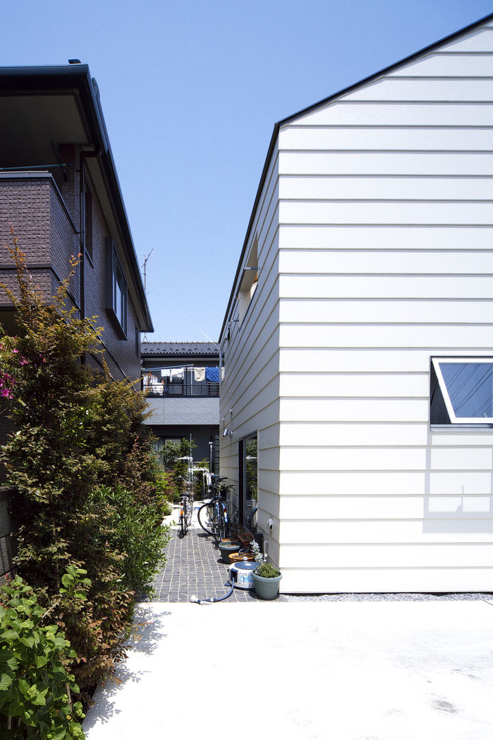 house in saitama, 株式会社廣田悟建築設計事務所 株式会社廣田悟建築設計事務所 미니멀리스트 주택