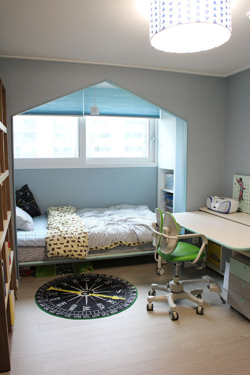 homify Modern nursery/kids room