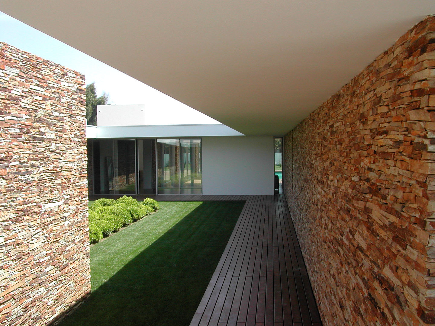 Moradia Unifamiliar - Quinta da Beloura, A.As, Arquitectos Associados, Lda A.As, Arquitectos Associados, Lda Modern style conservatory