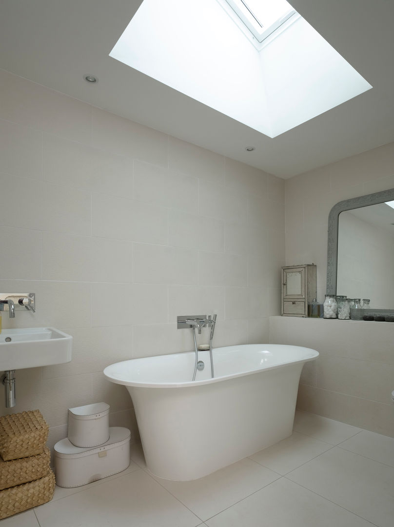 The Fosse, Designscape Architects Ltd Designscape Architects Ltd Moderne badkamers