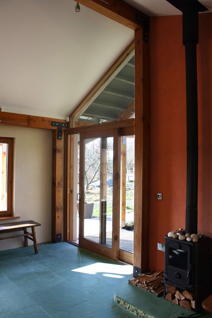 Hemp Cottage, Rachel Bevan Architects Rachel Bevan Architects Country style living room