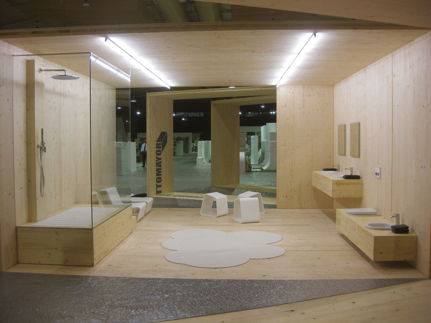 BOOM/CRUSH/MATCH, Pedro Sottomayor Design Industrial Pedro Sottomayor Design Industrial ห้องน้ำ ของแต่งห้องน้ำ