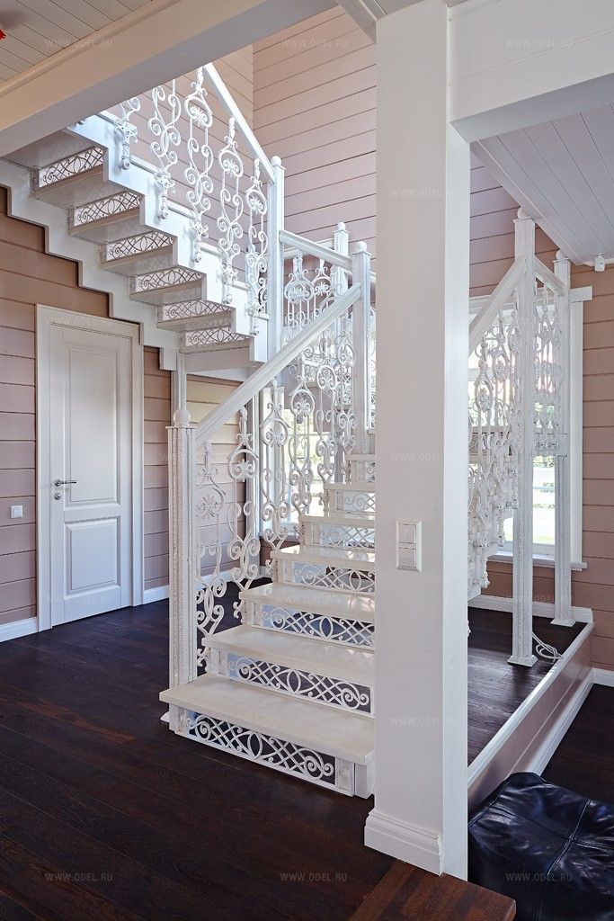 Дом у воды, ODEL ODEL Classic style corridor, hallway and stairs Iron/Steel