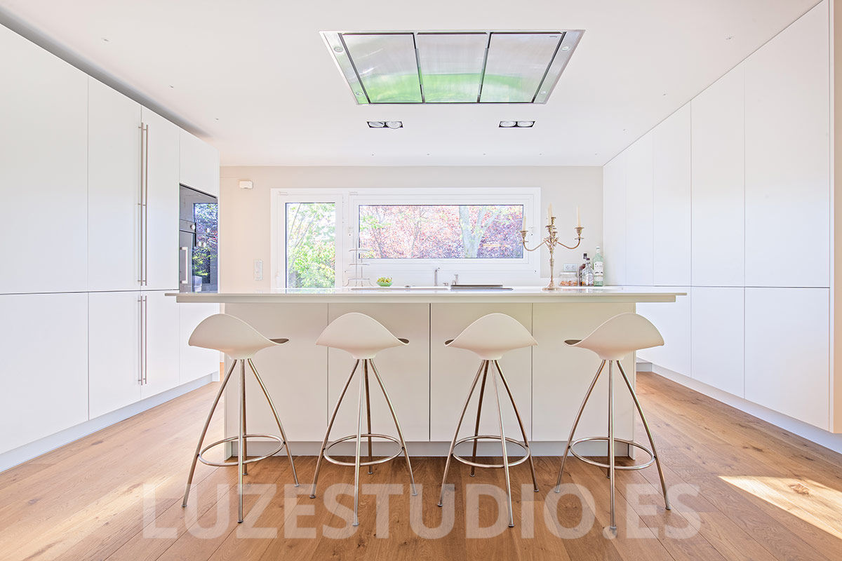 Sesiones Fotográficas Exclusivas para Diseñadores , Luzestudio - Fotografía de arquitectura e interiores Luzestudio - Fotografía de arquitectura e interiores Phòng ăn phong cách hiện đại