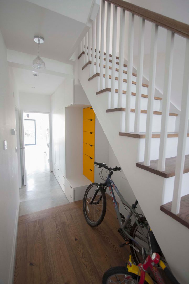 homify Modern corridor, hallway & stairs