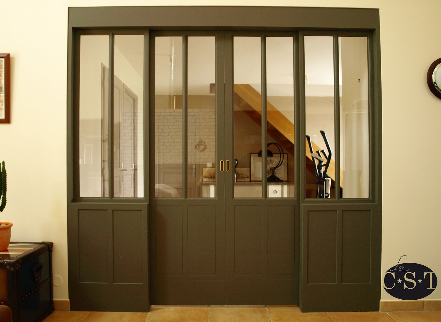 homify Puertas y ventanas industriales