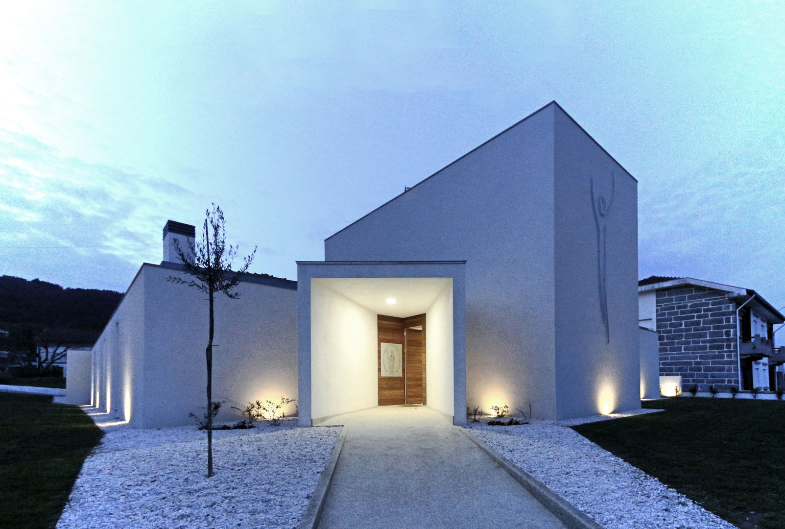 Casa em Carapeços, 3H _ Hugo Igrejas Arquitectos, Lda 3H _ Hugo Igrejas Arquitectos, Lda Casas de estilo minimalista