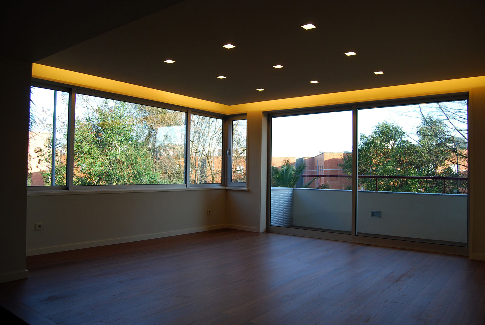 | Apartamento em Matosinhos |, Teresa Pinto Ribeiro | Arquitectura & Interiores Teresa Pinto Ribeiro | Arquitectura & Interiores Dining room