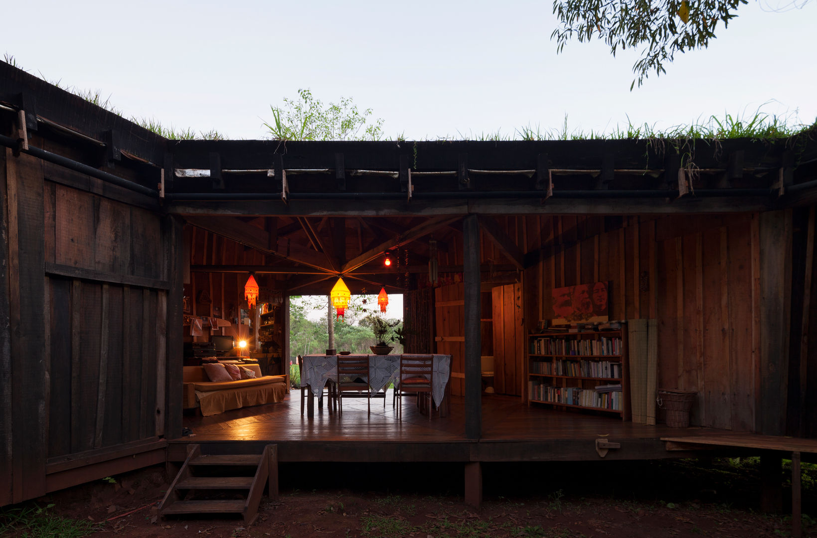 Comuna Yerbas del Paraiso - Misiones, IR arquitectura IR arquitectura 컨트리스타일 다이닝 룸 솔리드 우드 멀티 컬러