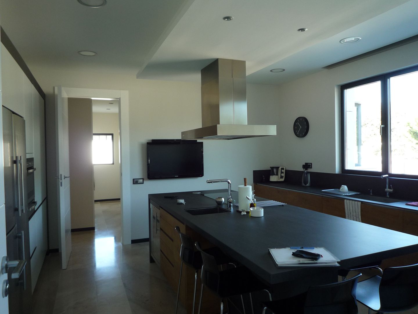 VIVIENDA UNIFAMILIAR , CARLOS TRIGO GARCIA CARLOS TRIGO GARCIA Modern kitchen