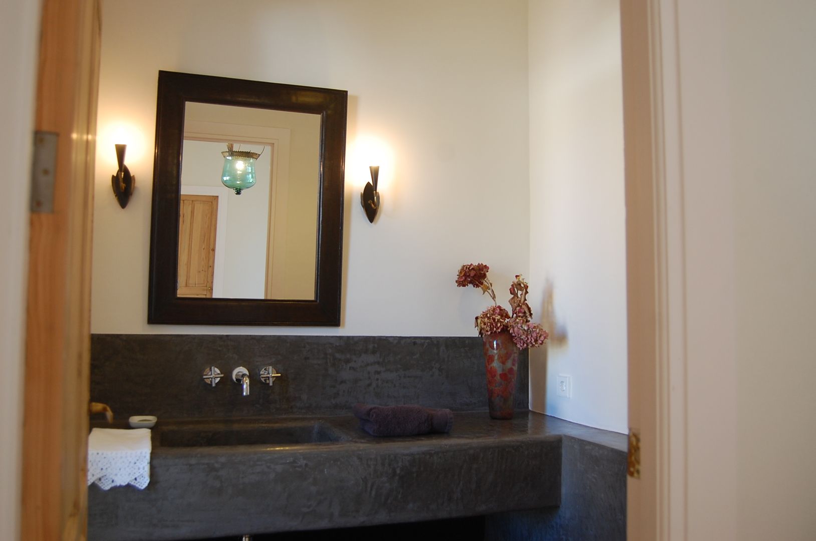 Casa de Campo en Toledo, Alen y Calche S.L. Alen y Calche S.L. Mediterranean style bathrooms